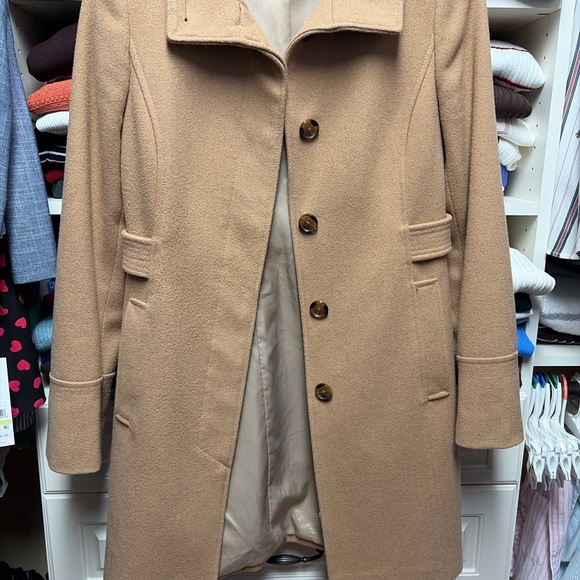 Brooks Brothers Stylish Tan Peacoat Long Wool Coat. Size 2 - Picture 3 of 16